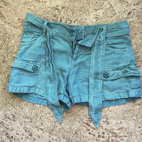 Green linen shorts by hei hei. Size 2. - Picture 1 of 3